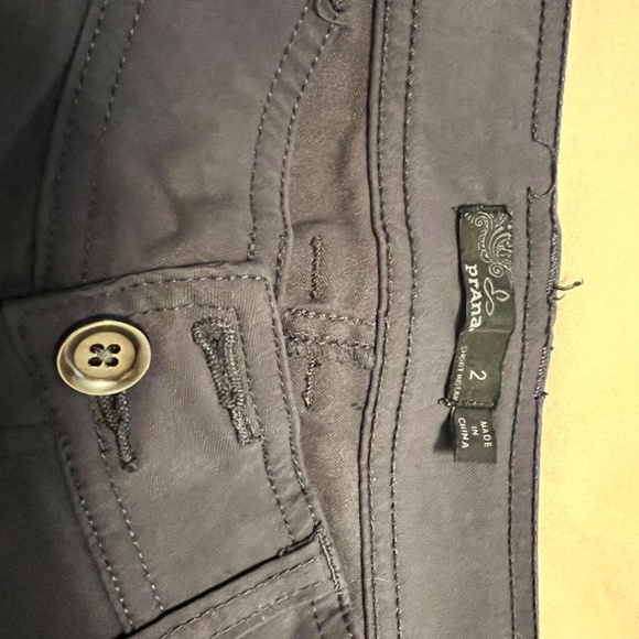 2 Pants- Prana & Mountain Hardware - Picture 4 of 5